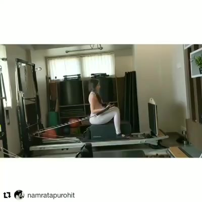 Release, Allow, Flow and Grow. Where there's focus there's a flow of energy 🌊
.
.
#Repost @namratapurohit (@get_repost)
・・・
Just going with the flow on the Reformer... It feels so good to just move freely, to move as your heart pleases and to just enjoy the movement and work 💪🏻😁🥰 .
.
.

Contact us for queries on: 9099433422/07940040991
www.pilatesaltitude.com .
.
.
#NamrataPurohit #OriginalPilatesGirl  #Pilates #ThePilatesStudio #BollyWood #CelebrityTrainer #YoungestCelebrityInstructor #FitnessEnthusiast #Fitness #workout #fit #motivation #bollywood #bollywoodstyle #celebrity #InstaFit #FitnessStudio #Fitspo  #Workout #WorkoutMotivation #fitness  #ahmedabad #india #igers #insta #fitnessjourney #beingfit #healthylifestyle
