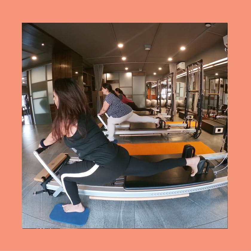 We like to slay on #Saturdays 🔥
.
.
Contact us for queries on: 9099433422/07940040991
www.pilatesaltitude.com .
.
.
#Pilates #ThePilatesStudio  #FitnessEnthusiast #Fitness #workout #fit  #bollywood #bollywoodstyle #celebrity #InstaFit #FitnessStudio #Fitspo  #Workout #WorkoutMotivation #fitness 
#pilatesgirl #pilatesbody #thepilatesstudioahmedabad #celebritytrainer #gettingbettereachday #fitnessforever #workhardwednesday #workhard